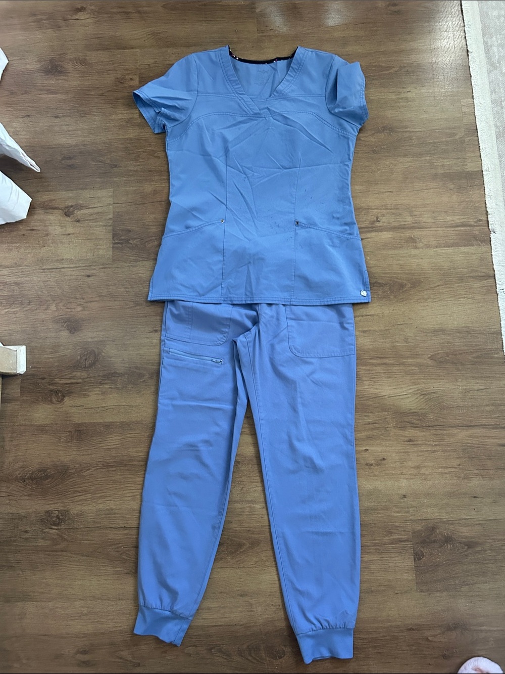 Women’s Heartsoul  V-Neck Jogger Scrub Set in Ceil Blue
